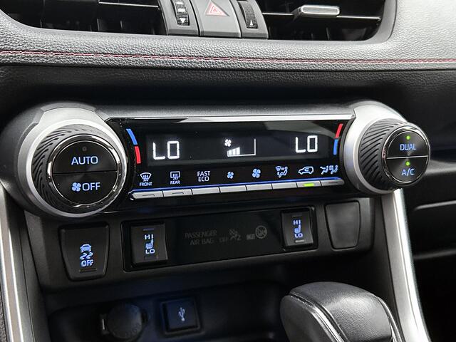 Toyota RAV4 2.5 Plug-in Hybrid AWD Dynamic Limited | Navigatie | Lederen Bekleding | Blind Spot Detection | Elektrische Achterklep |