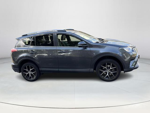 Toyota RAV4 2.5 Hybrid Style Automaat | Navigatie | Stoelverwarming | Parkeersensoren | Bluetooth |