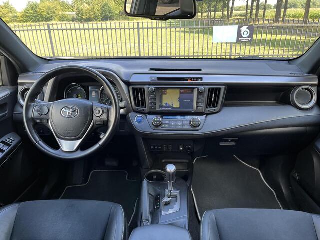 Toyota RAV4 2.5 Hybrid Style Automaat | Navigatie | Stoelverwarming | Parkeersensoren | Bluetooth |