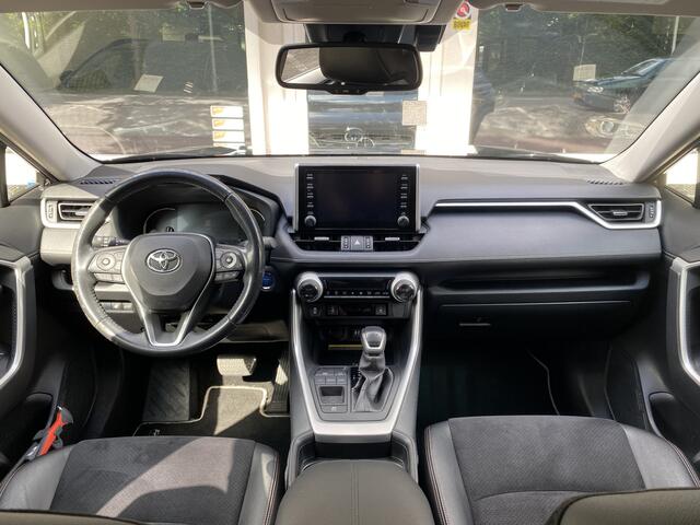 Toyota RAV4 2.5 Hybrid First Edition Navi/Achteruitr. camera*/Clima/Leder bekl./Keyless/Cruise Contr./Led verl./Elektr. achterkl./lDode hoek det./Park.sens. V+A//Multifunct. Stuur