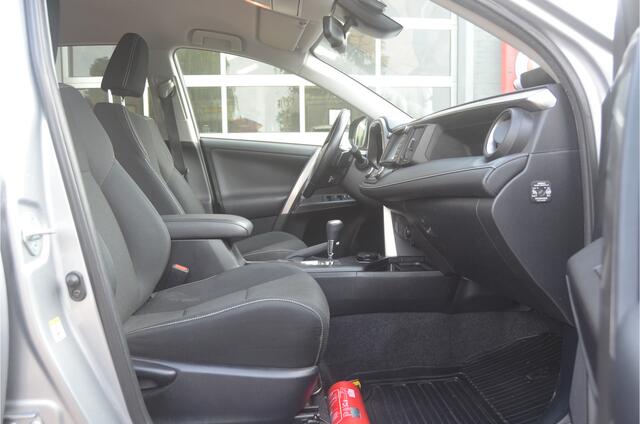 Toyota RAV4 2.0 Dynamic 4WD