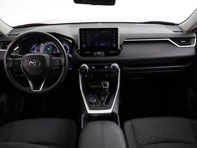 Toyota RAV4 2.5 Hybrid AWD Business Intro