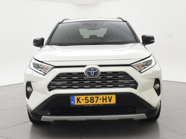 Toyota RAV4 2.5 218 PK HYBRID AUT. BI-TONE SELECTION + CARPLAY | ADAPTIVE CRUISE | CAMERA | STUUR/STOELVERW.