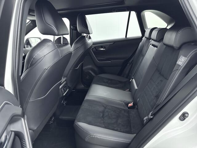 Toyota RAV4 2.5 Plug-in Hybrid AWD GR SPORT Bearlock anti diefstal beveiliging en all season banden