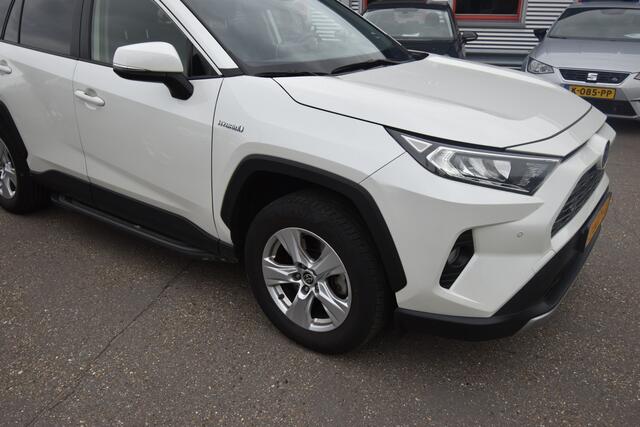 Toyota RAV4 2.5 Hybrid AWD Active , TREKHAAK , LEDER BEKL , A UITRIJ CAM , NAVI VIA APP , PDC V+A ,