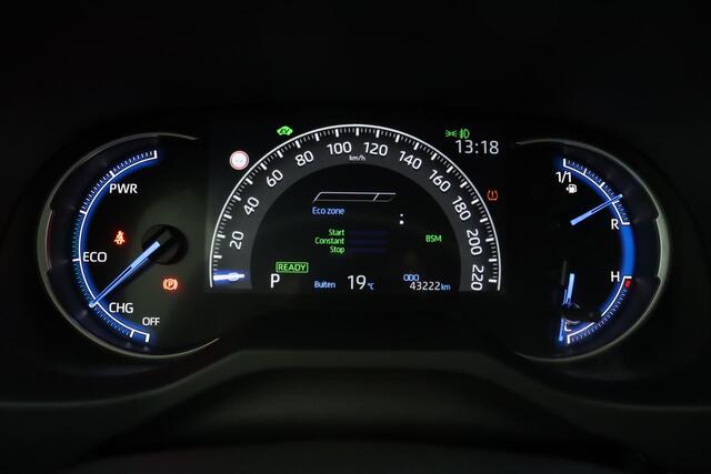 Toyota RAV4 2.5 Hybrid AWD Executive | Adaptive Cruise Control | Lederen bekleding | Navigatie | Stoelverwarming | Stoelventilatie | Apple Carplay | Android Auto |