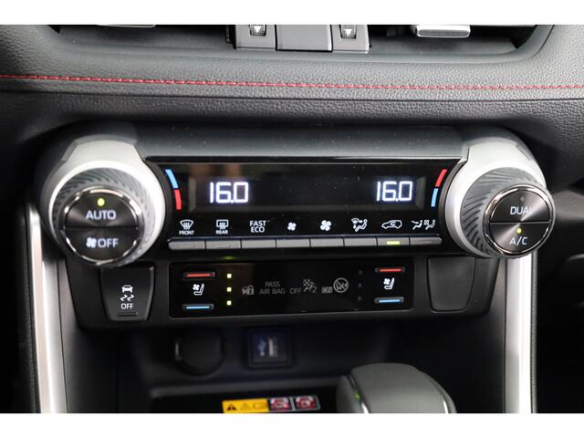 Toyota RAV4 2.5 Plug-in Hybrid AWD Bi-Tone Plus *NIEUW* | Elektrisch glazen panorama-dak | 360° Camera | JBL Premium Audio Systeem |