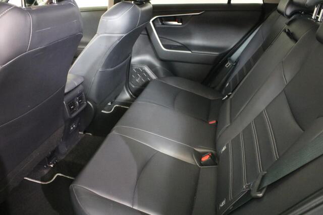 Toyota RAV4 2.5 Hybrid AWD Style