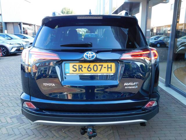 Toyota RAV4 2.5 Hybrid AWD Executive | 1650kg Trekgewicht