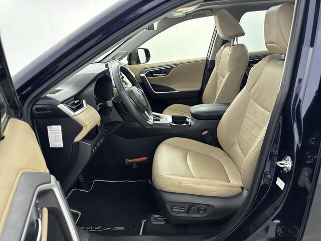 Toyota RAV4 2.5 Hybrid Executive Premium | Glazen Panoramadak | Stoelverwarming -/ ventilatie |