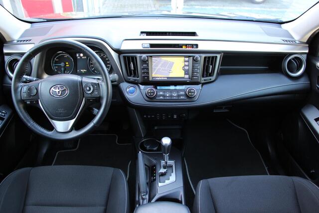 Toyota RAV4 2.5 Hybrid Style **NAVIGATIE/ PARKEERCAMERA/ 36 MAANDEN GARANTIE**