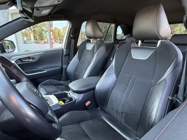Toyota RAV4 2.5 PHEV AWD Style | Alarm | Trekhaak afneembaar 1500kg | All-se