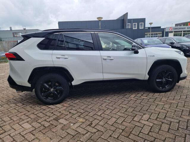 Toyota RAV4 2.5 Hybrid Bi-Tone