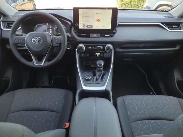 Toyota RAV4 2.5 Hybrid AWD Dynamic | Apple CarPlay | Stuur/stoel/ruitverwarming | Blindspot | Rijklaarprijs incl. garantie |