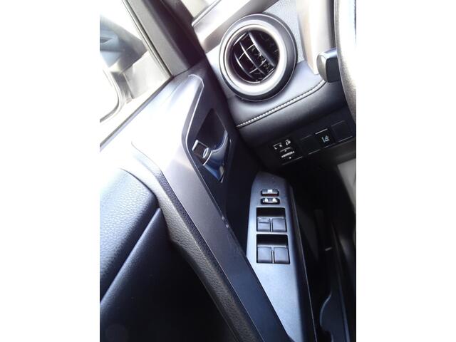 Toyota RAV4 2.5 Hybrid AWD Executive Business Automaat, Navigatie, Multimedia, Airco/ECC, CruiseControl, Parkeersensoren, Trekhaak, Xenon, Leder Interieur