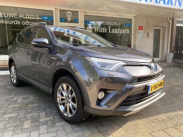 Toyota RAV4 2.5 Hybrid AWD Executive Navi Fullmap/Achteruitr.camera/Lederen bekl./Hoogteverstb. verwarmde stoelen met memory/Parkeersens. V+A/Keyless entry+startstop/Elektr. achterkl./Cruisecontr./DodehoekdetectieLed Dagrijverl.