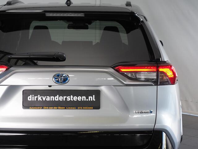 Toyota RAV4 2.5 Hybrid Style | FACELIFT | JBL | Verwarmde Voorstoelen en Stuurwiel | Dodehoekdetectie | 360° Camera | Verwarmd Voorruit | Apple CarPlay/ Android Auto