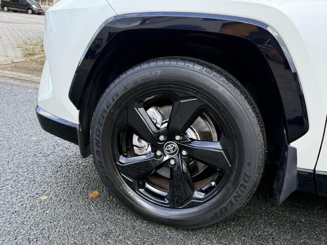 Toyota RAV4 2.5 Hybrid AWD 222PK Bi-ToneoPanooTrekhaakoJBL