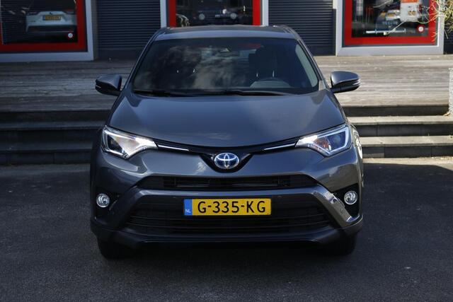Toyota RAV4 2.5 Hybrid Black Edition