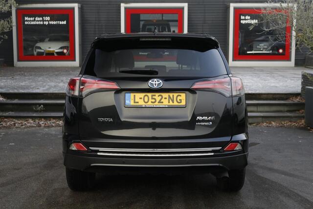 Toyota RAV4 2.5 Hybrid Black Edition