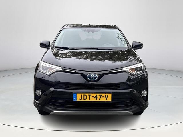 Toyota RAV4 2.5 Hybrid Style **NAVIAGTIE/ TREKHAAK/ ADAPTIEF CRUISE CONTROL/ 36 MAANDEN GARANTIE**