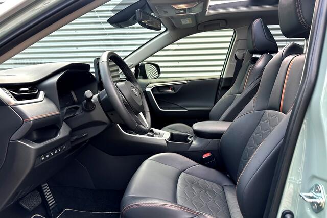 Toyota RAV4 2.5 Hybrid AWD Ulitmate Adventure Panoramad.