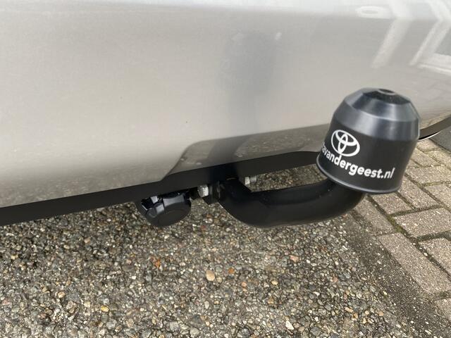 Toyota RAV4 2.5 Hybrid AWD ADVENTURE