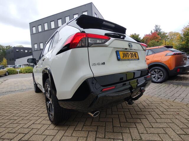 Toyota RAV4 2.5 Plug-in Hybrid AWD Business Plus 4X4 JBL Head-Up Navigatie Carplay 360-Camera Stoel-Stuurverw. Trekhaak 1650KG