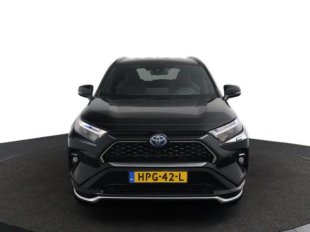 Toyota RAV4 2.5 Plug-in Hybrid AWD Dynamic Elektrisch Verstelbare Bestuurdersstoel | Stoel en Stuurwielverwarming | Draadloos telefoonlader | Grootscherm Navigatie |