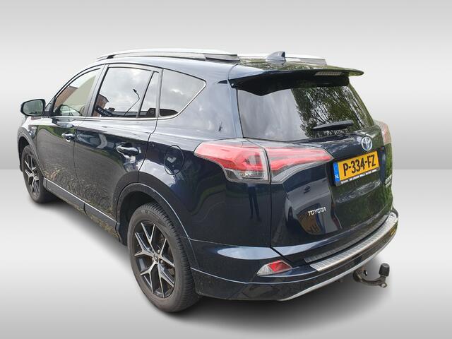 Toyota RAV4 2.5 Hybrid AWD Dynamic / Trekhaak / Camera / Leder / Keyless / 17'' / Stuur+Stoelverwarming / DAB / ACC