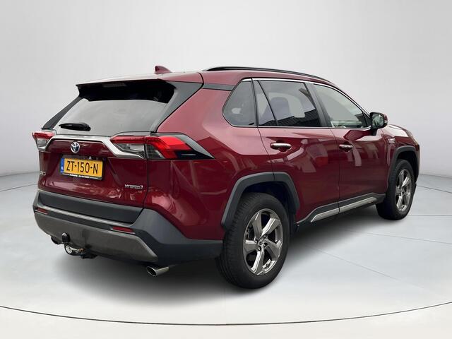 Toyota RAV4 2.5 Hybrid Executive | Trekhaak | Navigatie | Lederen bekleding | JBL Audio | Camera's rondom |