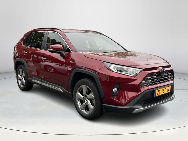Toyota RAV4 2.5 Hybrid Executive | Trekhaak | Navigatie | Lederen bekleding | JBL Audio | Camera's rondom |