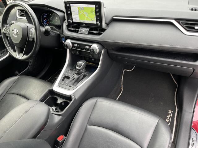 Toyota RAV4 2.5 Hybrid Executive | Trekhaak | Navigatie | Lederen bekleding | JBL Audio | Camera's rondom |