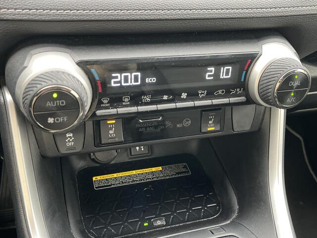 Toyota RAV4 2.5 Hybrid Executive | Trekhaak | Navigatie | Lederen bekleding | JBL Audio | Camera's rondom |