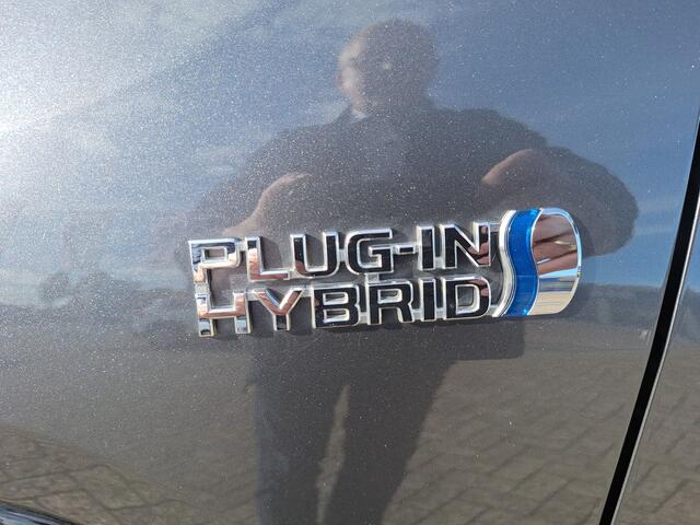 Toyota RAV4 2.5 Plug-in Hybrid AWD Style Limited