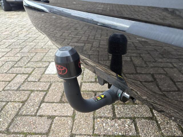 Toyota RAV4 2.5 Plug-in Hybrid AWD Dynamic | Afneembare trekhaak | 1500 kilo trekgewicht |