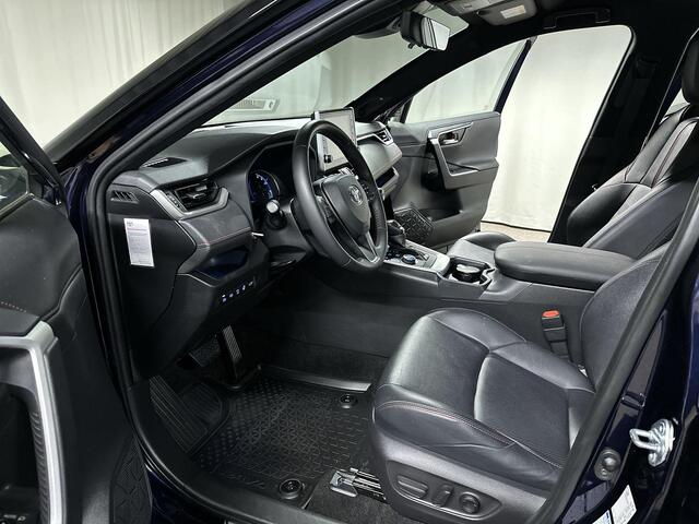 Toyota RAV4 2.5 Plug-in Hybrid AWD Bi-Tone Plus Automaat | Trekhaak | Leder | Memory | Navi