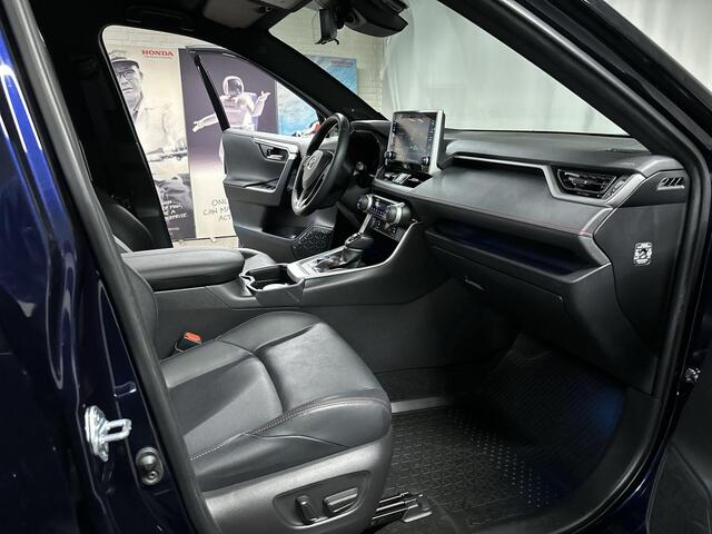 Toyota RAV4 2.5 Plug-in Hybrid AWD Bi-Tone Plus Automaat | Trekhaak | Leder | Memory | Navi