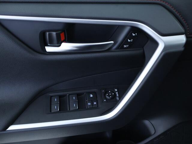 Toyota RAV4 2.5 Plug-in Hybrid AWD Bi-Tone Plus | Black Edition | All Seasonbanden | Bearlock | Klasse 3 Alarm |
