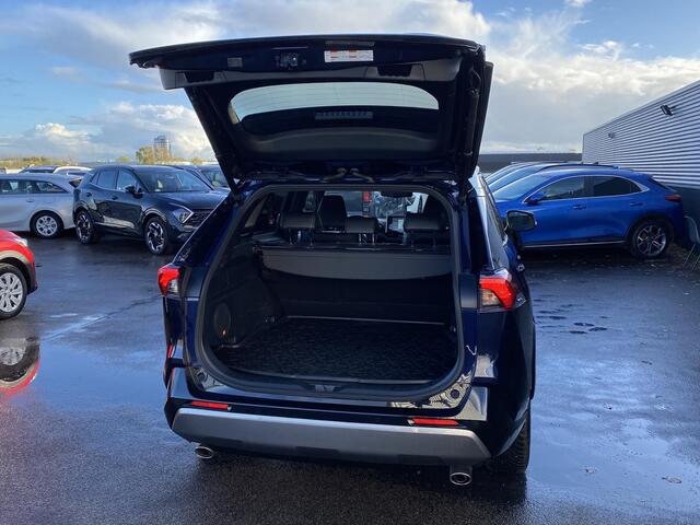Toyota RAV4 2.5 Hybrid Bi-tone Navigatie, Apple CarPlay/Android Auto, JBL audio, achteruitrij camera, parkeersensoren v&a, stoelverwarming, cruise control adaptief