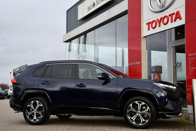 Toyota RAV4 2.5 Plug-in Hybrid AWD Limited Edition 306pk | Nieuw | Navigatie | Cruise | Schuif-/kanteldak | Snel leverbaar |