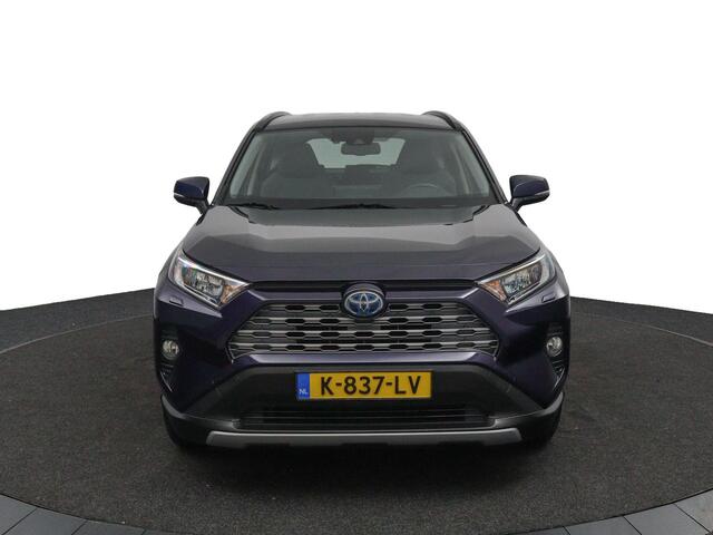 Toyota RAV4 2.5 Hybrid Active | Stoelverwarming | Trekhaak | Stuurverwarming | All season banden |