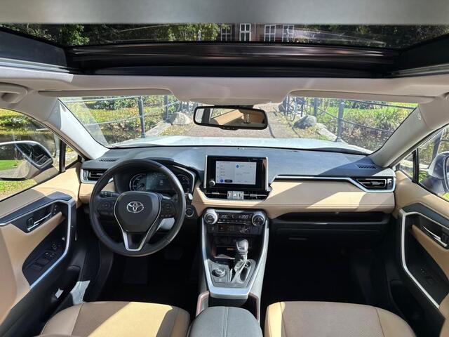 Toyota RAV4 AWD | Pano | Memory | Stoelventilatie | Leder |