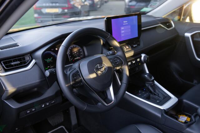 Toyota RAV4 2.5 Hybrid AWD Executive , Adap. cruise, Keyless entry, Carplay,
