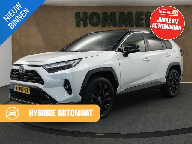 Toyota RAV4 2.5 Hybrid Style - ORIGINEEL NEDERLANDSE AUTO - BI-TONE - AFKOMSTIG VAN 1E EIGENAAR - NAVIGATIE -ELEKTRISCHE ACHTERKLEP - DRAADLOZE TELEFOONLADER -ELEKTRISCHE BESTUURDERSSTOEL - JBL AUDIO - CAMERA IN BINNENSPIEGEL - 360 GRADEN CAMERA - DODEHOEK DETECTIE 