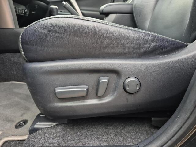 Toyota RAV4 2.5 Hybrid AWD Executive **GEHEUGENSTOELEN/ NAVIGATIE/ DODEHOEK DETECTIE/ 360 CAMERA/ GARANTIE**