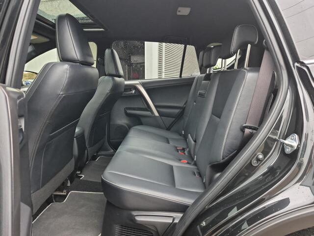 Toyota RAV4 2.5 Hybrid AWD Executive **GEHEUGENSTOELEN/ NAVIGATIE/ DODEHOEK DETECTIE/ 360 CAMERA/ GARANTIE**