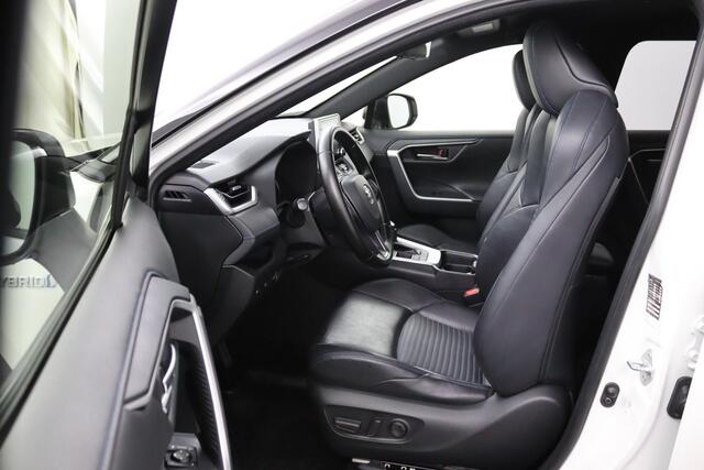 Toyota RAV4 2.5 Hybrid Business Intro | Elektrisch verstelbare Bestuurdersstoel | Parkeersensoren Rondom | 360 Camera | Kunstlederen Bekleding | Parelmoer Wit/ Zwart Dak |