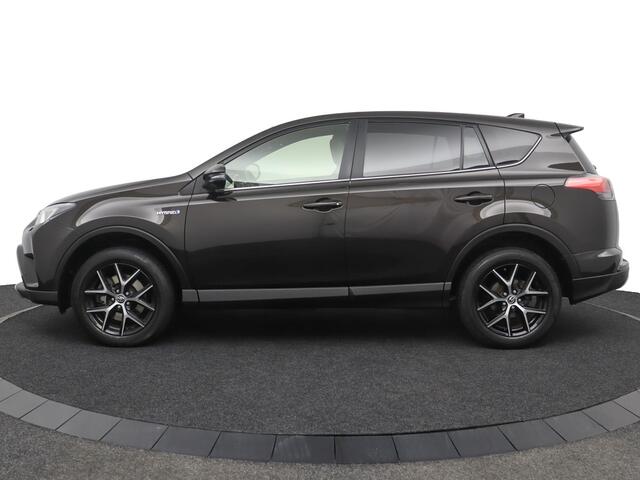 Toyota RAV4 2.5 Hybrid Executive | Lederen bekleding | Stuur en stoelverwarming | Trekhaak | Bestuurdersstoel met geheugen |
