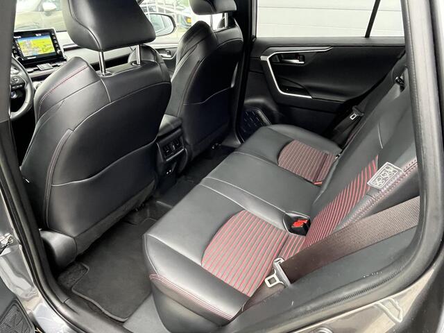 Toyota RAV4 2.5 Plug-in Hybrid AWD Style